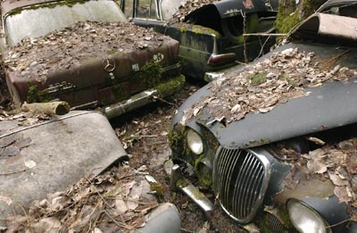 Старые и разбитые авто Старые и разбитые авто