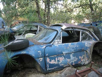 Старые и разбитые авто Старые и разбитые авто