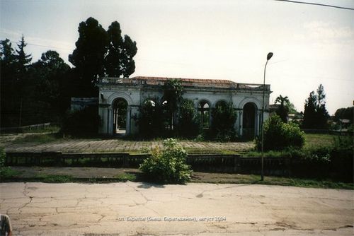 �������