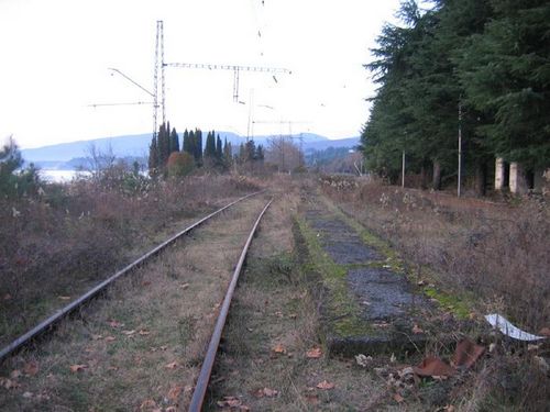 �������