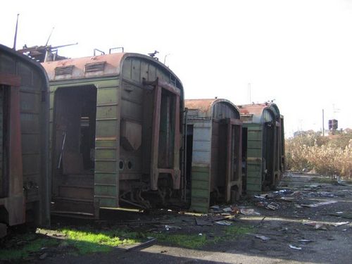 �������