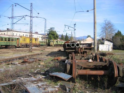 �������