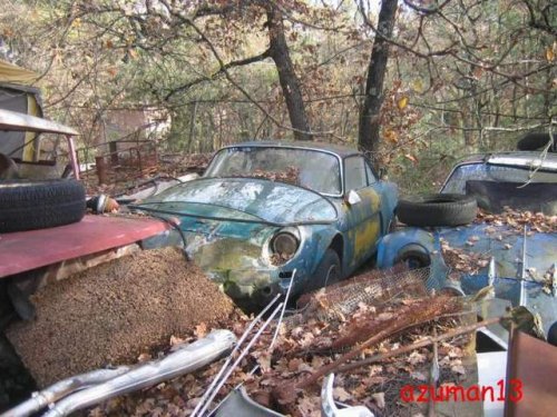 Старые и разбитые авто Старые и разбитые авто
