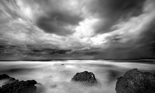 ����-�������