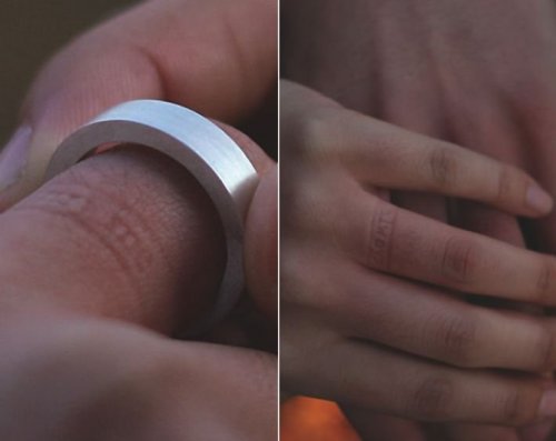 Кольцо с тиснением