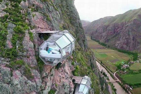 ����������