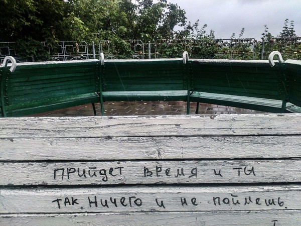 �������