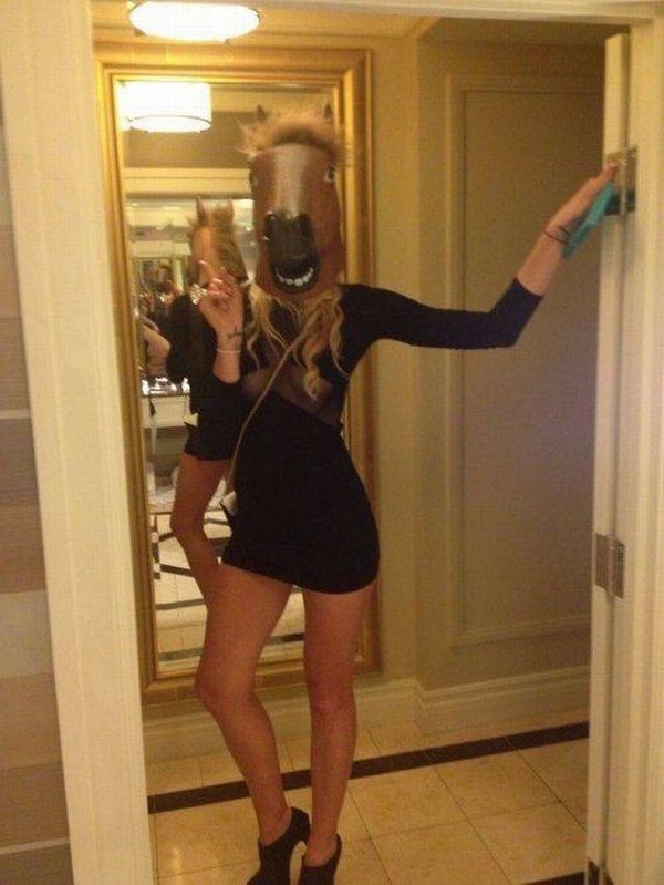 ��������