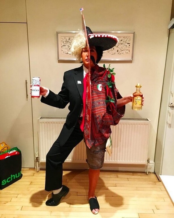 ��������